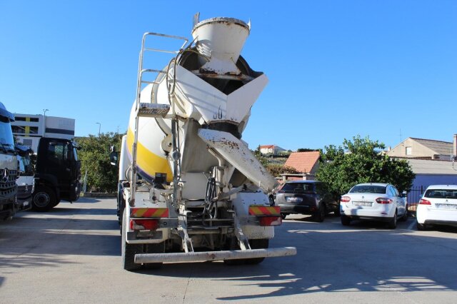 Scania P
