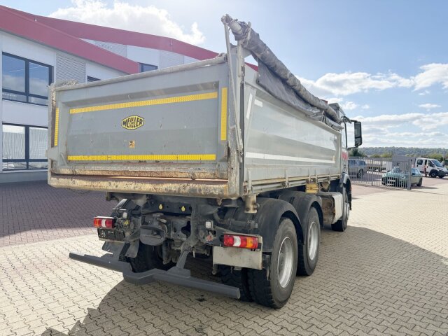 Mercedes-Benz Arocs