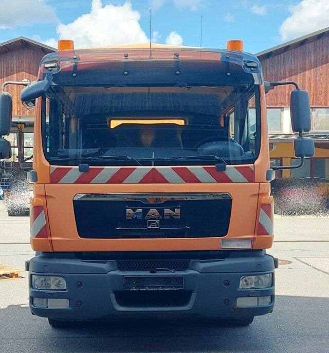 MAN TGL
