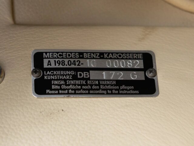 Mercedes-Benz 300