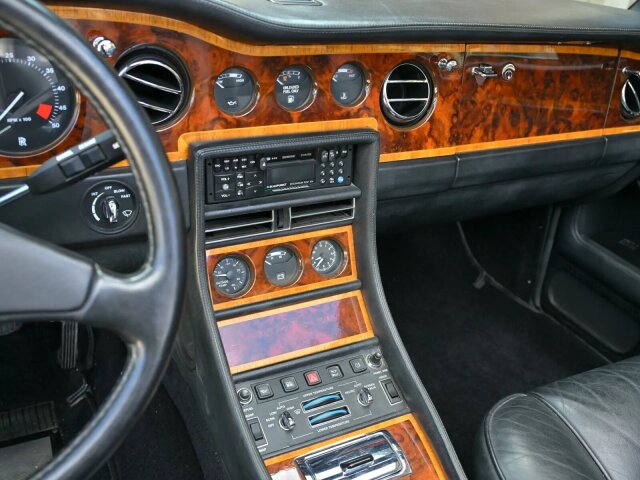 Rolls-Royce Corniche