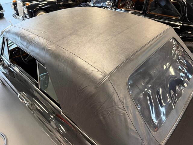 Rolls-Royce Corniche
