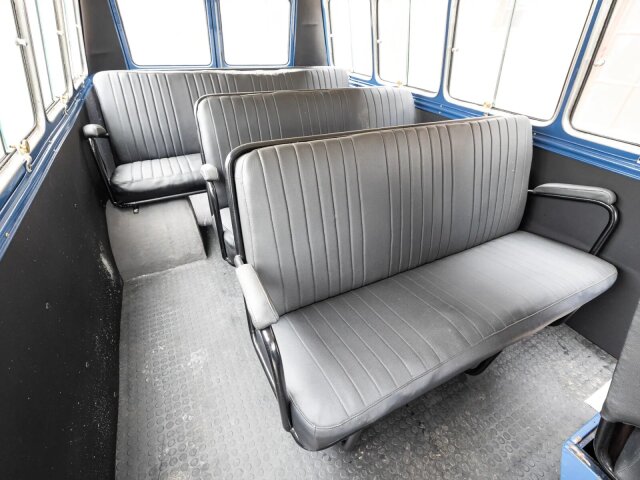 Mercedes-Benz 319