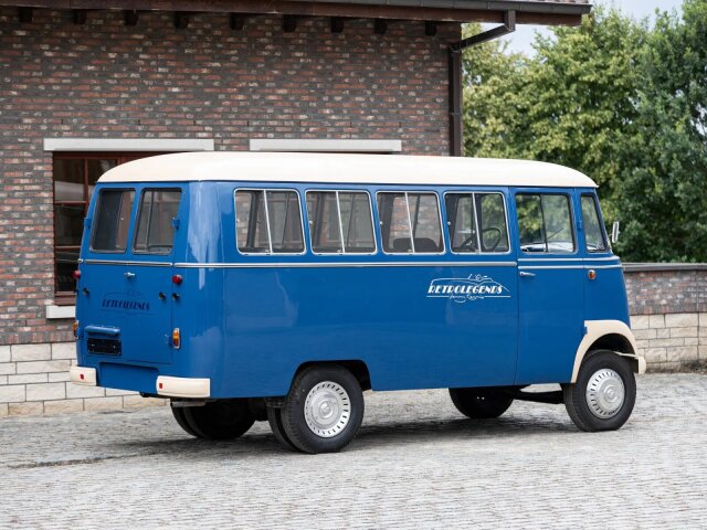 Mercedes-Benz 319