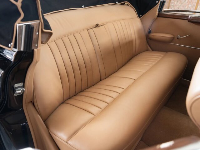 Mercedes-Benz 300