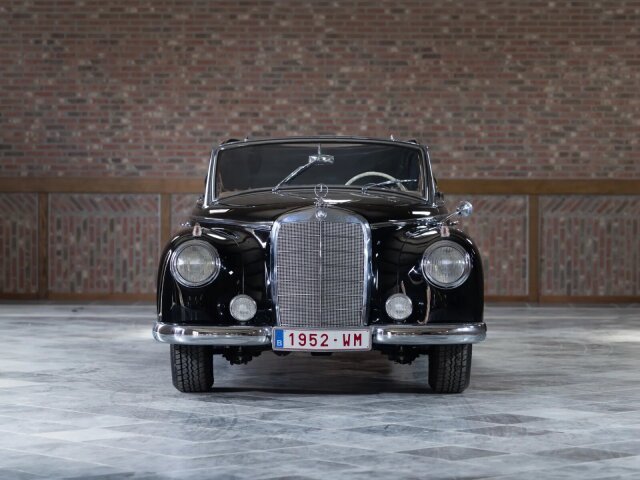 Mercedes-Benz 300