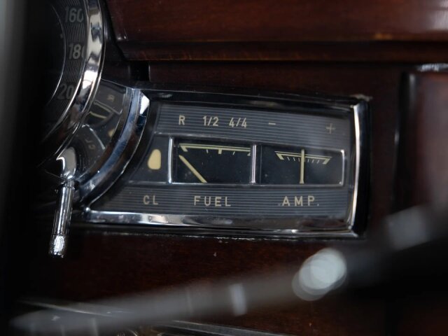 Mercedes-Benz 300