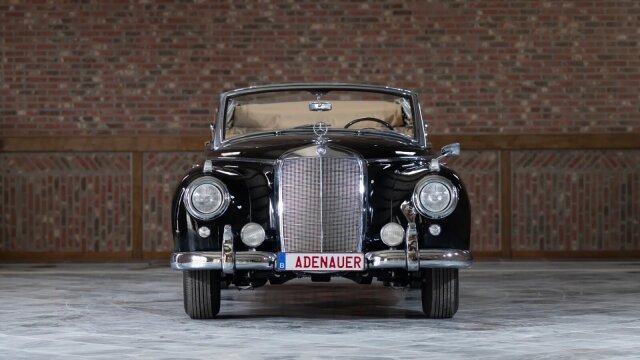 Mercedes-Benz 300