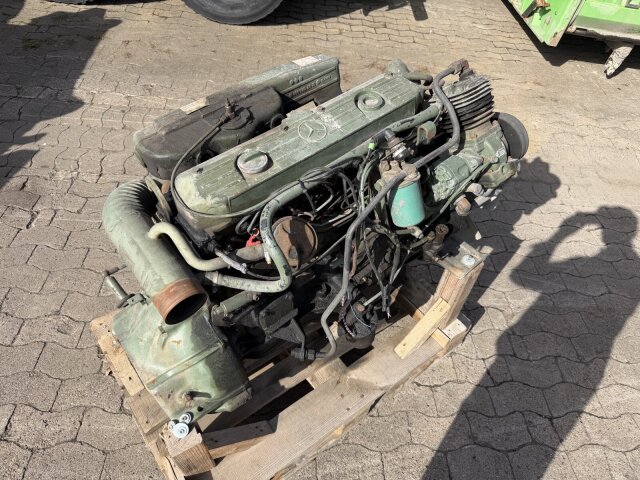 Mercedes-Benz -