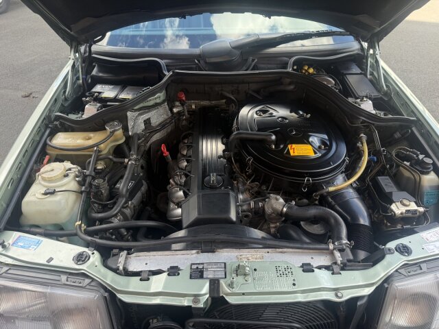 Mercedes-Benz 300