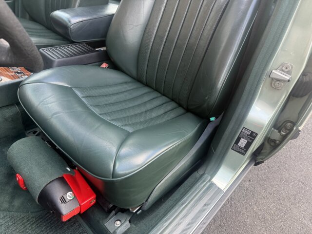 Mercedes-Benz 300