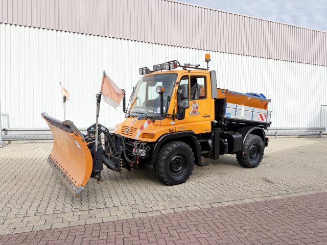 UnimogU 300 405/10 4x4, Kommunalhydraulik