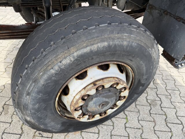 Mercedes-Benz -