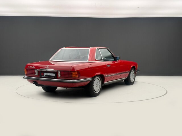 Mercedes-Benz SL 300