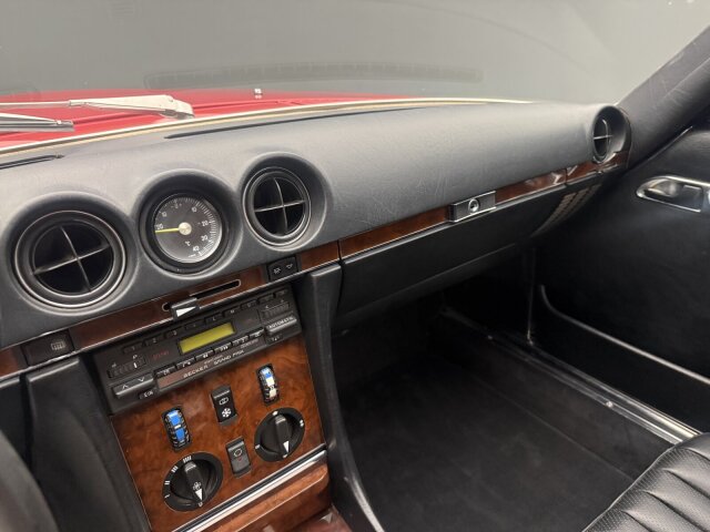 Mercedes-Benz SL 300