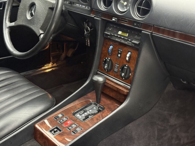 Mercedes-Benz SL 300