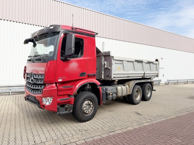 Mercedes-Benz Arocs