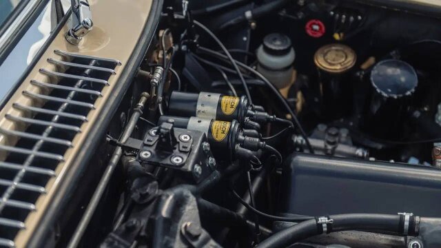 Mercedes-Benz 300