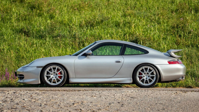 Porsche 996