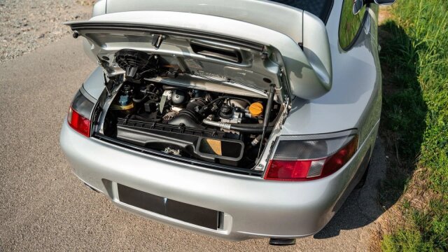 Porsche 996
