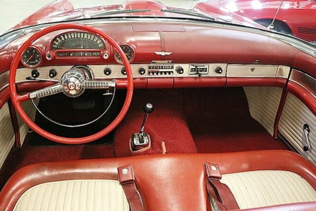 Ford Thunderbird