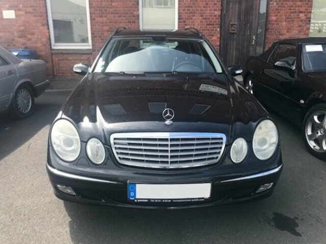 Mercedes-Benz E 220