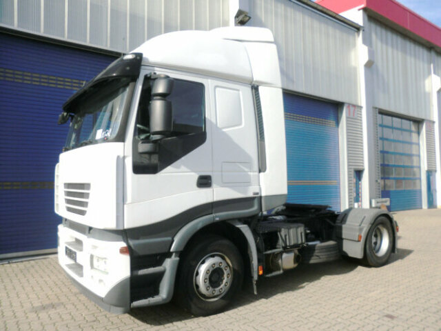 Iveco-MagirusStralis 440S45T/P 4x2