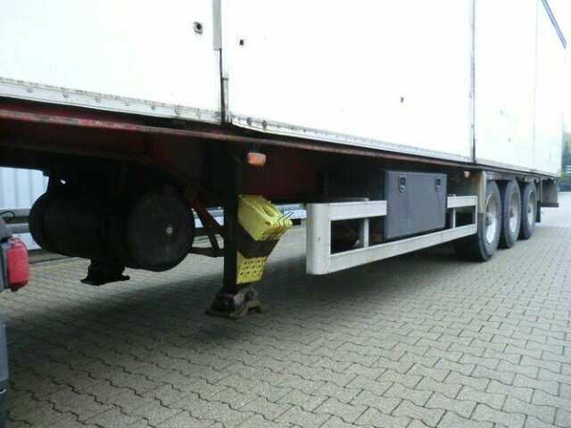 FRUEHAUF,FRANCE (F) -