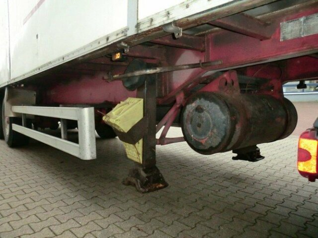 FRUEHAUF,FRANCE (F) -