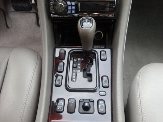 Mercedes-Benz CLK 320