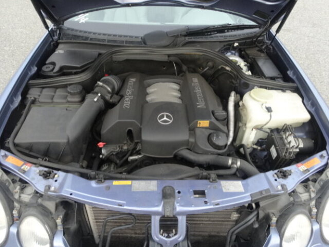 Mercedes-Benz CLK 320