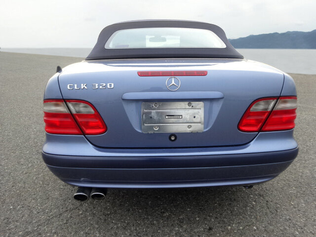 Mercedes-Benz CLK 320