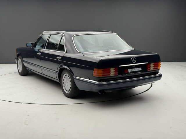 Mercedes-Benz 560