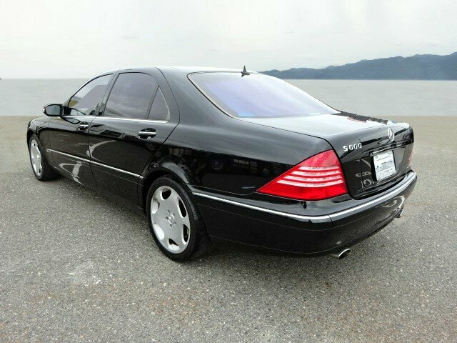 Mercedes-Benz S 600
