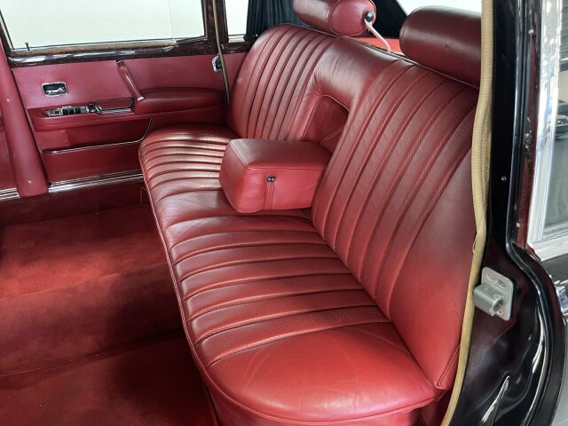 Mercedes-Benz 600