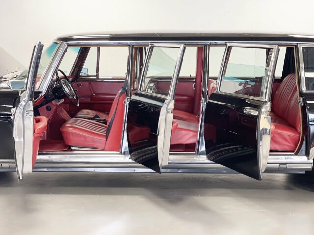Mercedes-Benz 600
