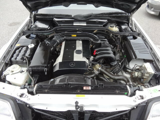 Mercedes-Benz SL 320