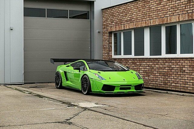 LAMBORGHINI Gallardo