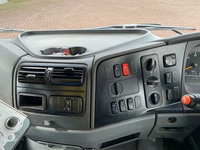 DAIMLER-BENZ Atego