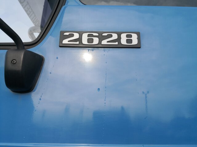 MERCEDES-BENZ -