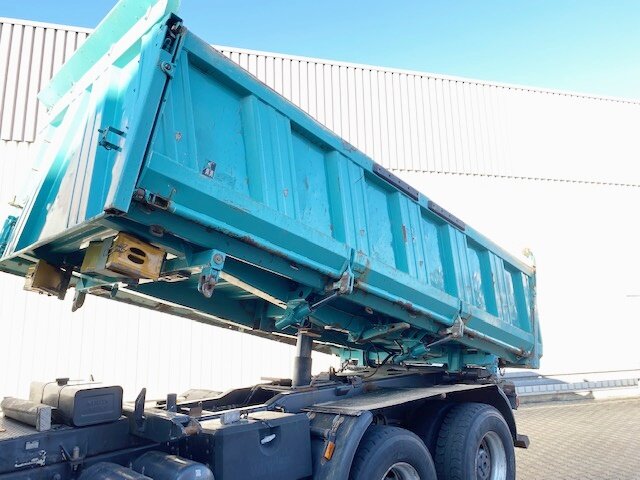 SCANIA (S) P