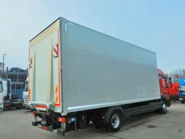 DAIMLER-BENZ Atego