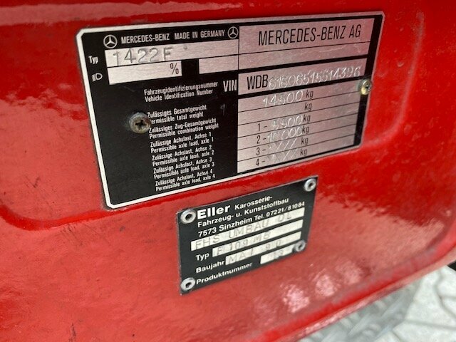 DAIMLER-BENZ -