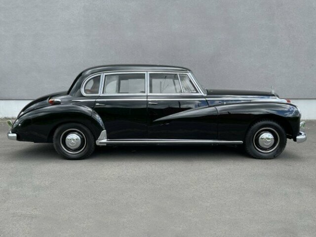 Mercedes-Benz300