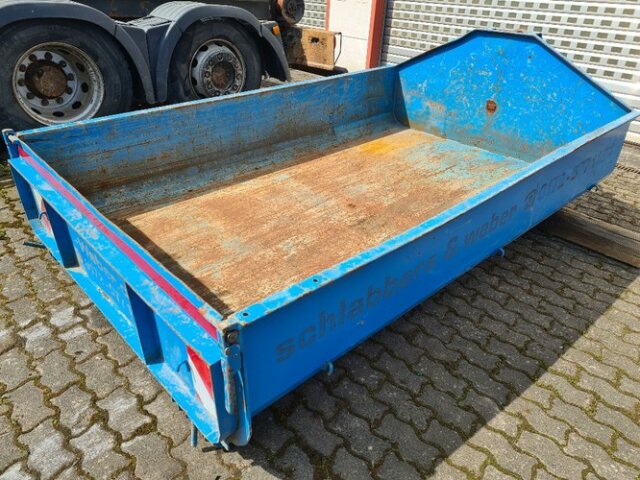 UNBEKANNT -