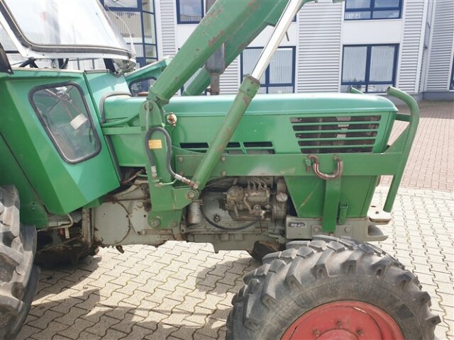 KLOECKNER-H-DEUTZ D