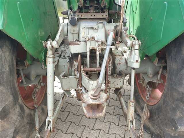 KLOECKNER-H-DEUTZ D