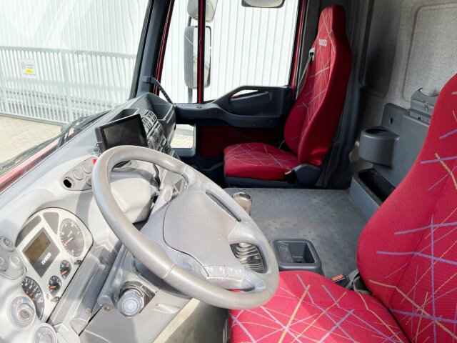 IVECO-MAGIRUS Trakker