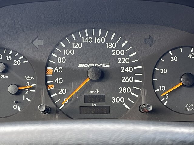 MERCEDES-BENZ SL 500