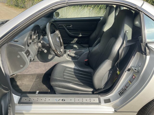 MERCEDES-BENZ SLK 320